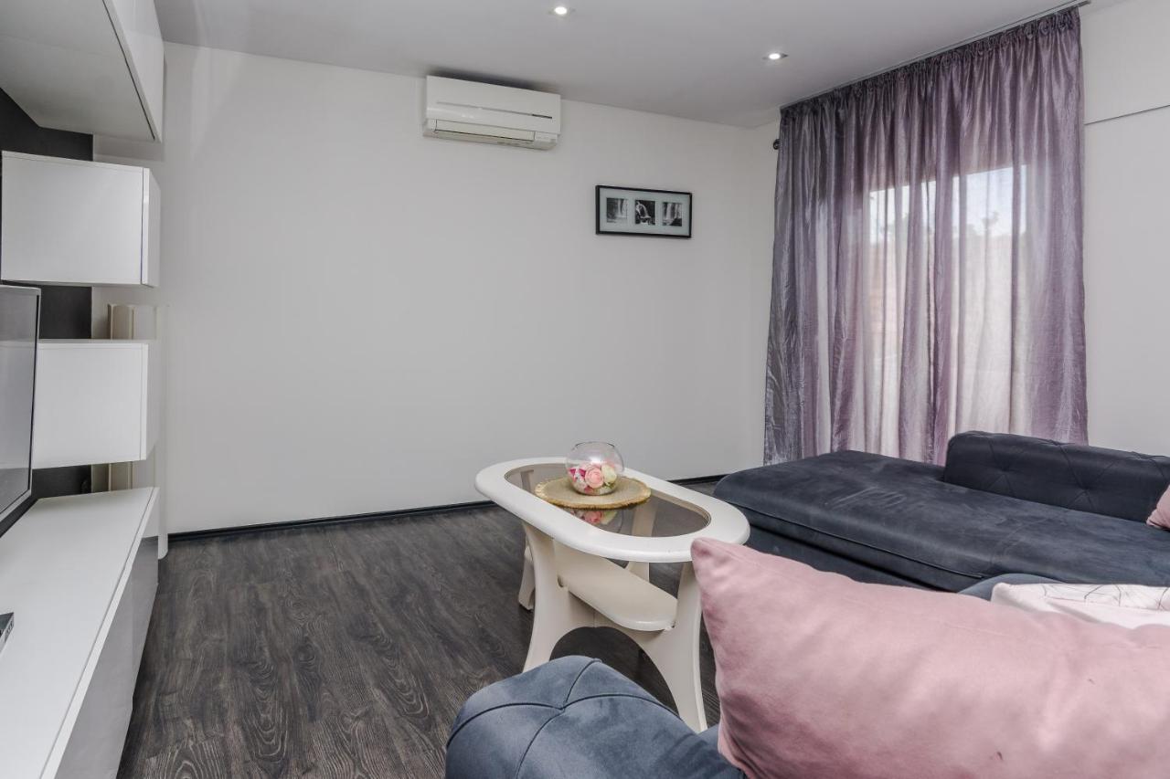 Naomi Apartment Zadar Exterior photo